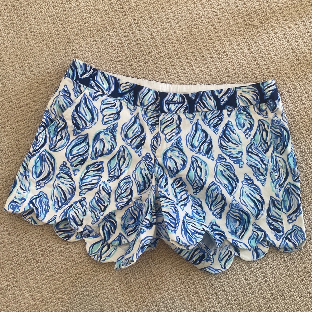 EUC Lilly Pulitzer buttercup stretch short